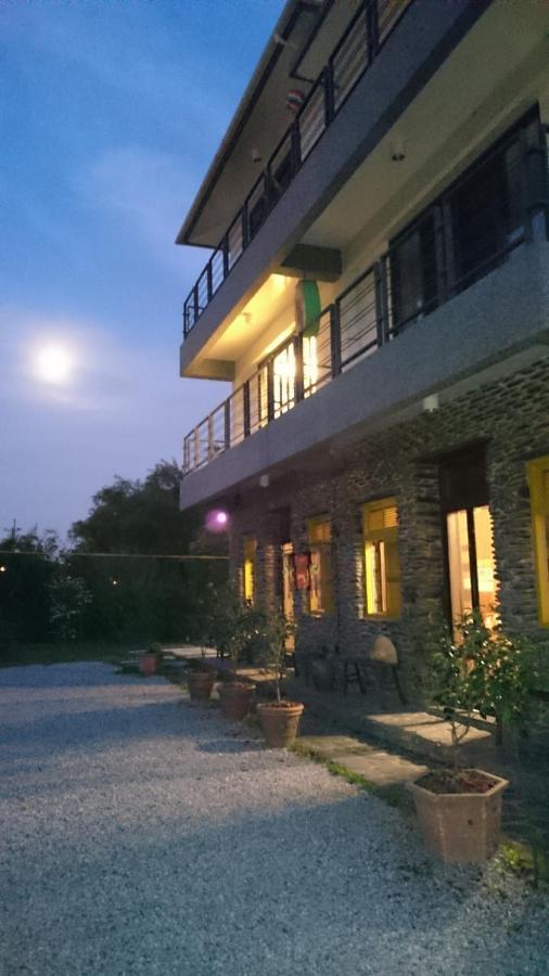 Stone House Homestay Yilan Екстер'єр фото